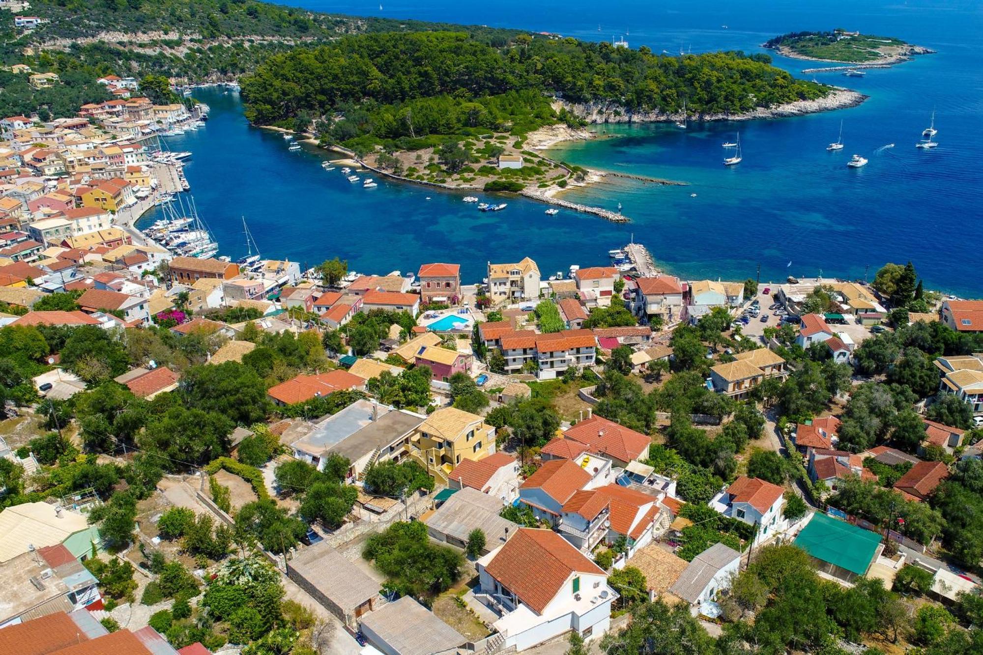 Villa Thea Antonis ガイオス エクステリア 写真